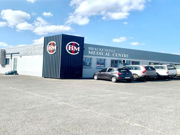 160  m² Office Space in Brackenfell Central