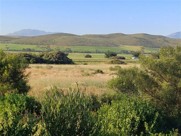 582 m² Land available in Klein Brak River