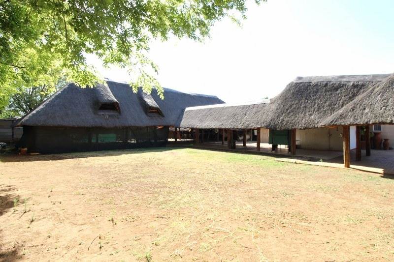 961 m² Land available in Potchefstroom Central photo number 1