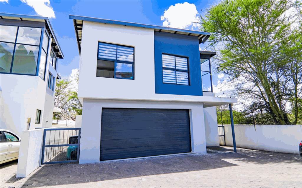 3 Bed House in Rivonia photo number 1