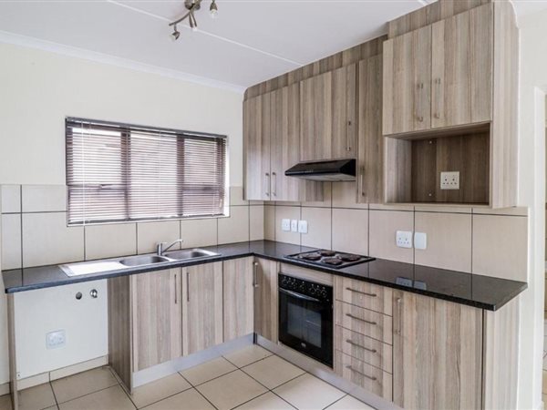 3 Bed Apartment in Barbeque Downs