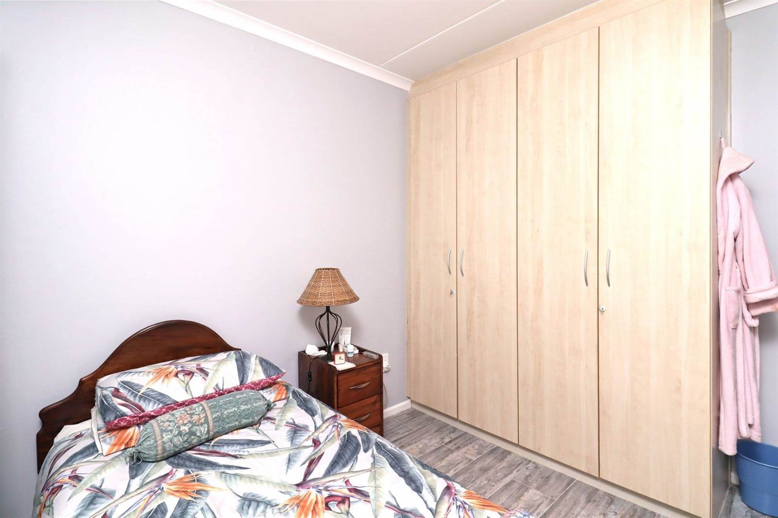 2 Bed Apartment in Brackenfell Central photo number 13