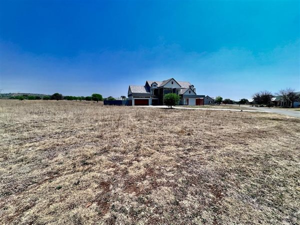 998 m² Land available in Boschkop