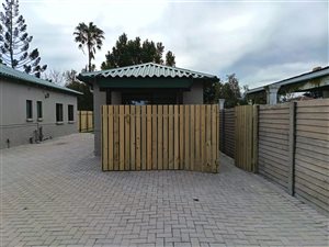Apartment in George South