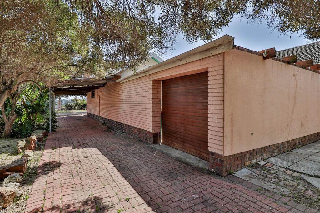 3 Bed House in Milnerton Central photo number 20