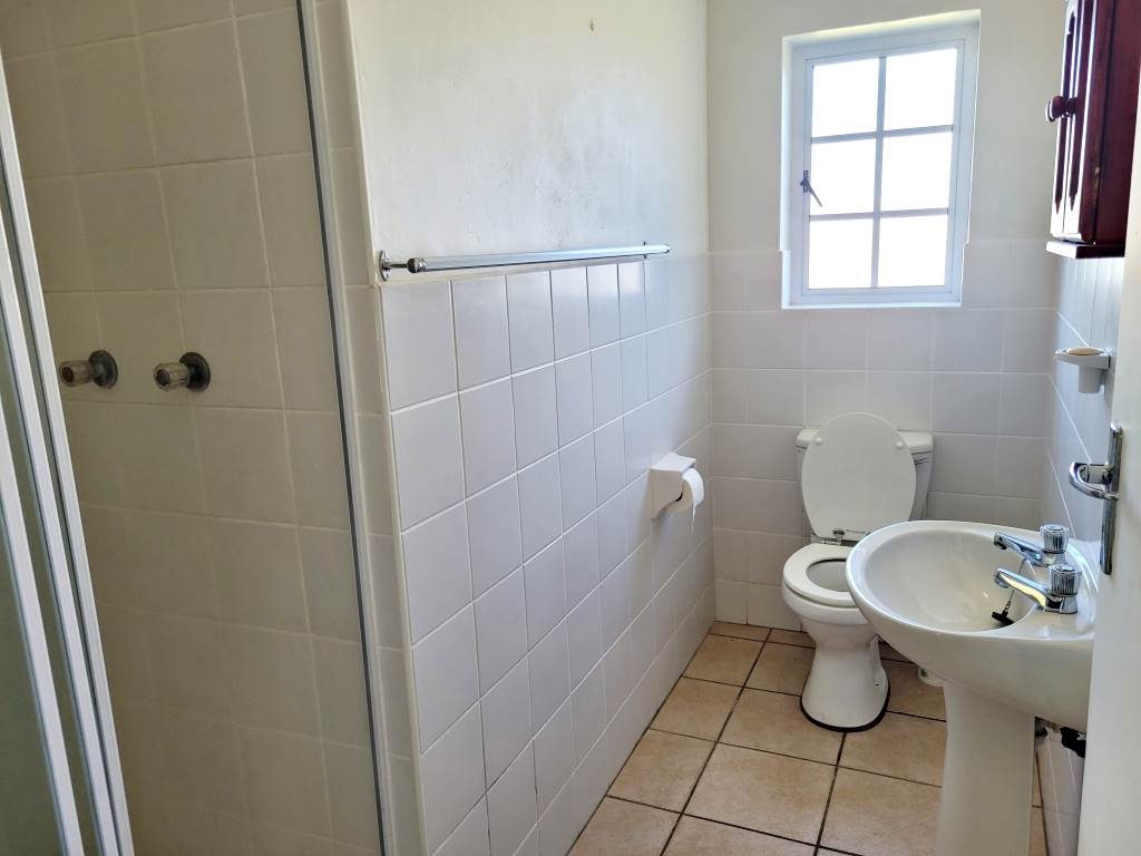 2 Bed House in Agulhas photo number 12
