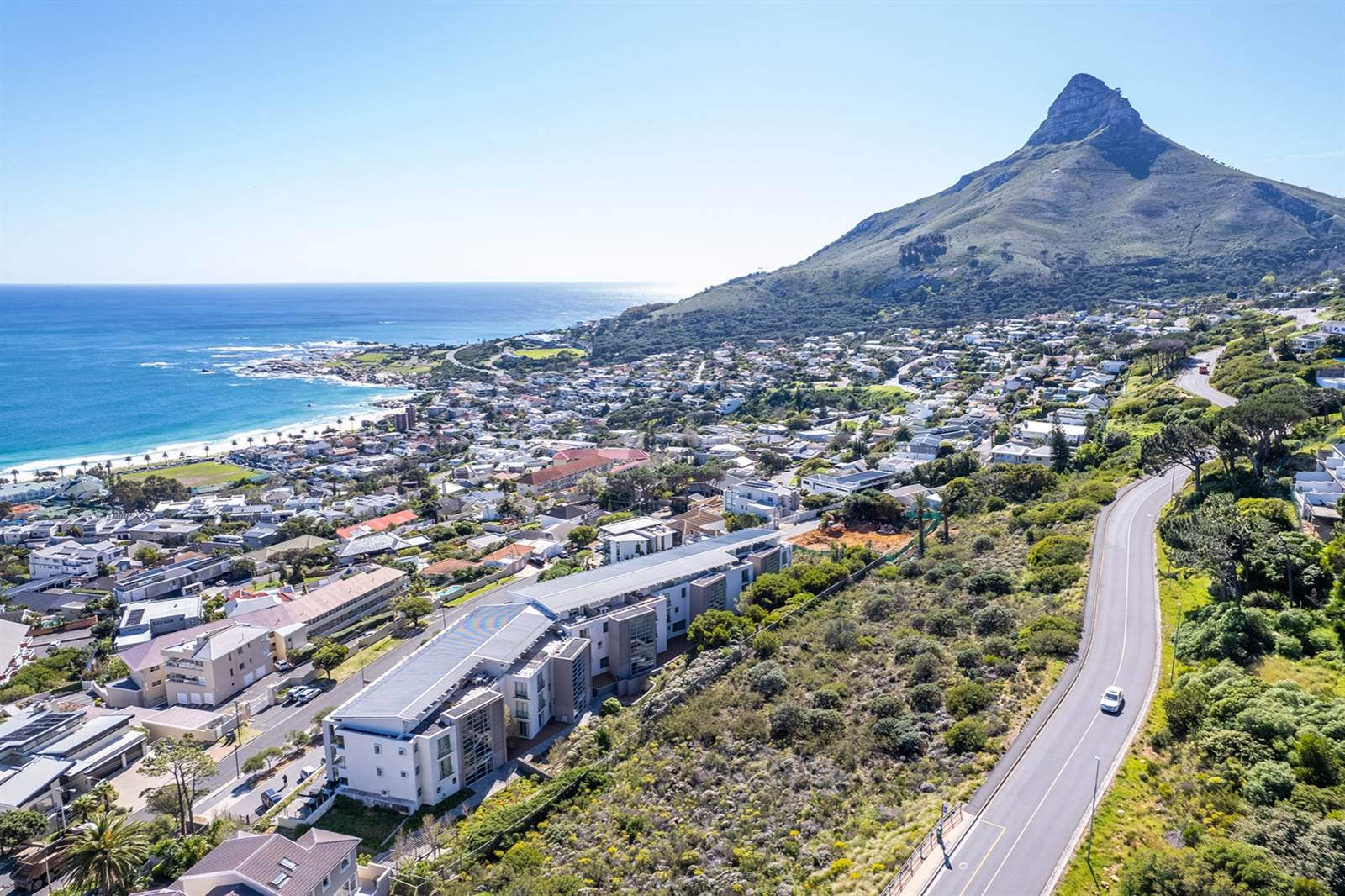 2 Bed Apartment in Camps Bay photo number 20