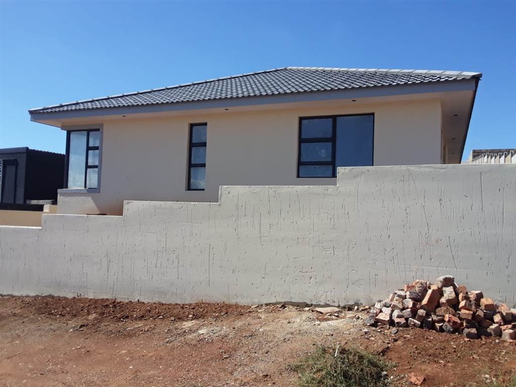 3 Bed House in Mossel Bay photo number 15