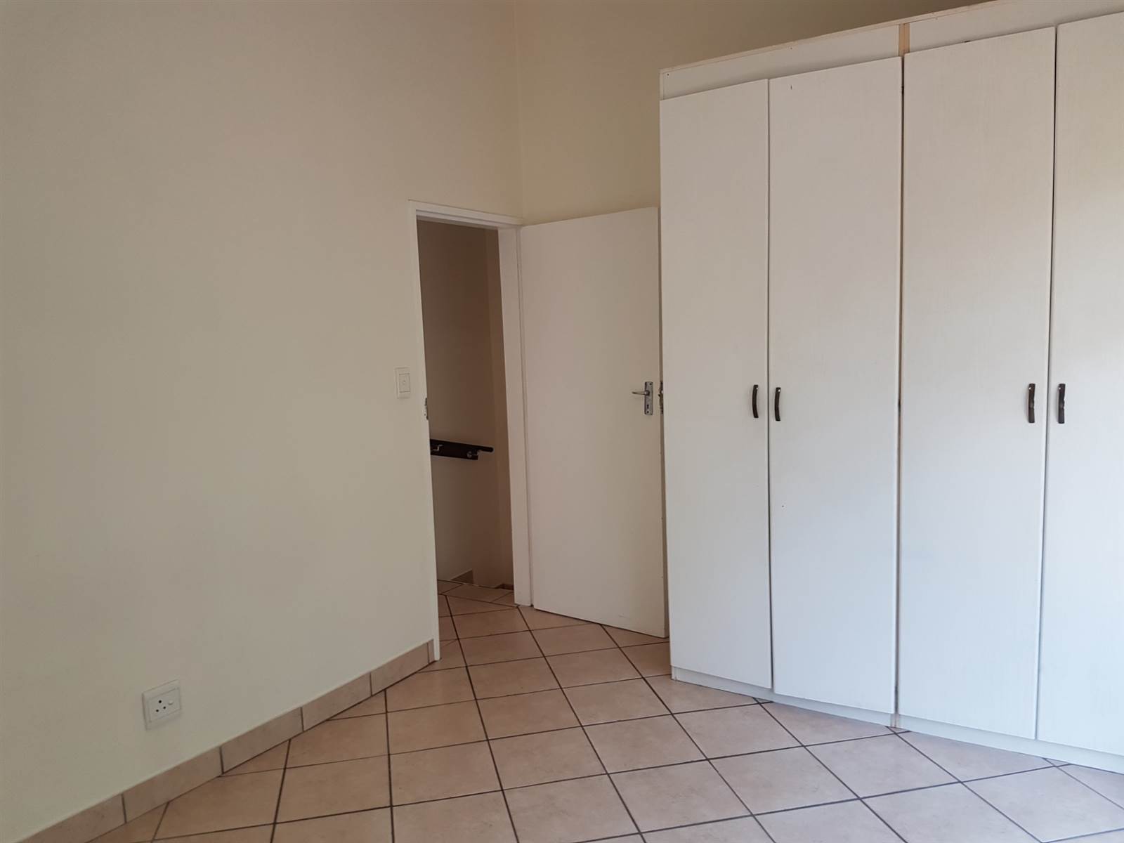 2 Bed Apartment in Gezina photo number 6