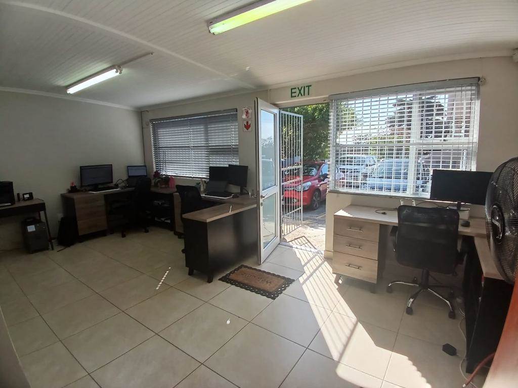 60  m² Office Space in Newton Park photo number 1