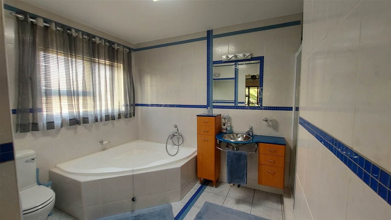 5 Bed Townhouse in Sasolburg photo number 23