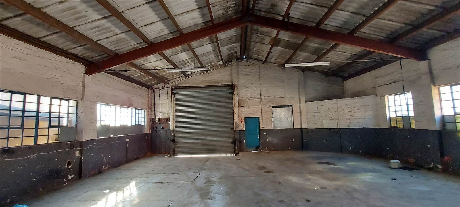 286  m² Industrial space in North End photo number 4