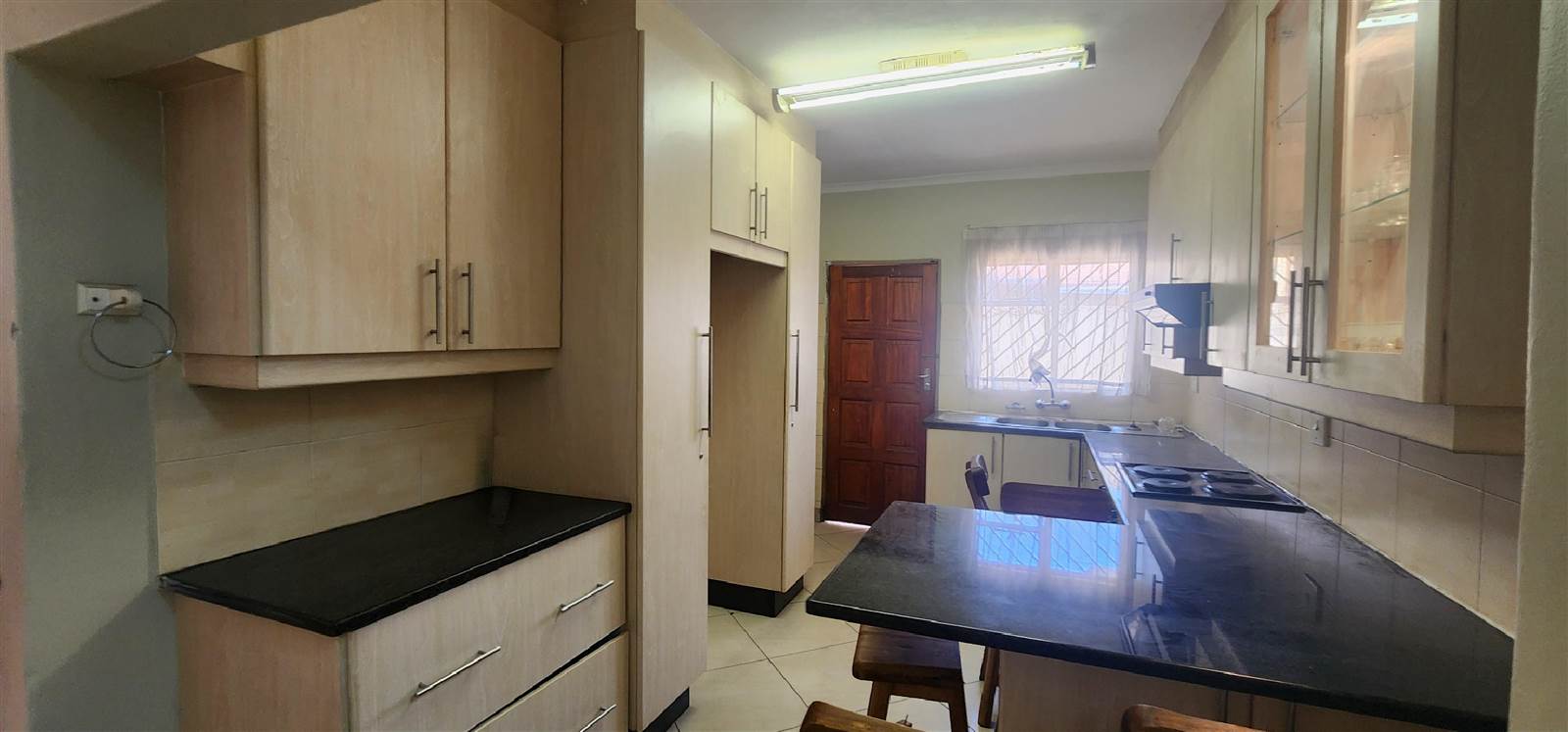 7 Bed House in Laudium photo number 6