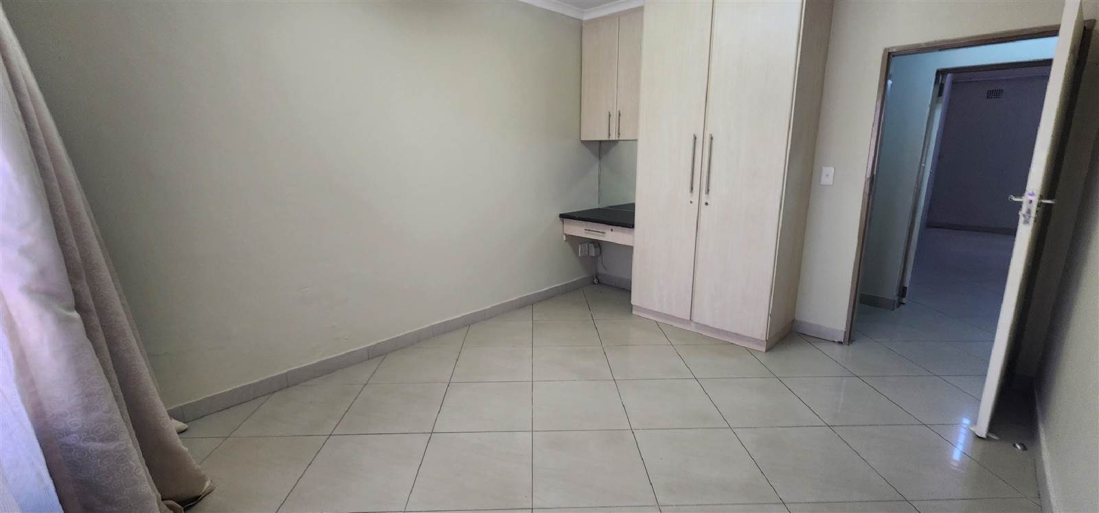 7 Bed House in Laudium photo number 8