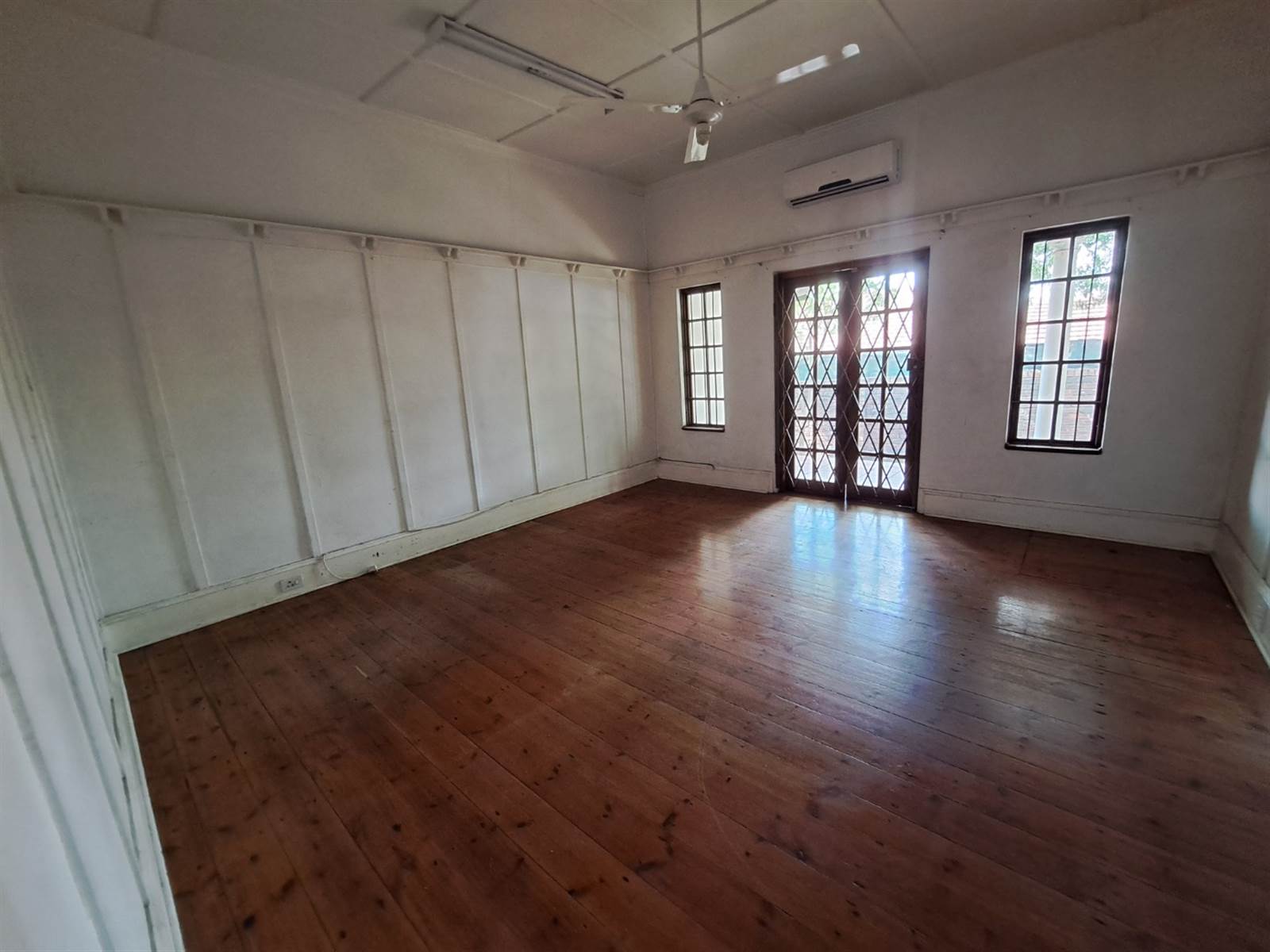 Commercial space in Pinetown Central photo number 6