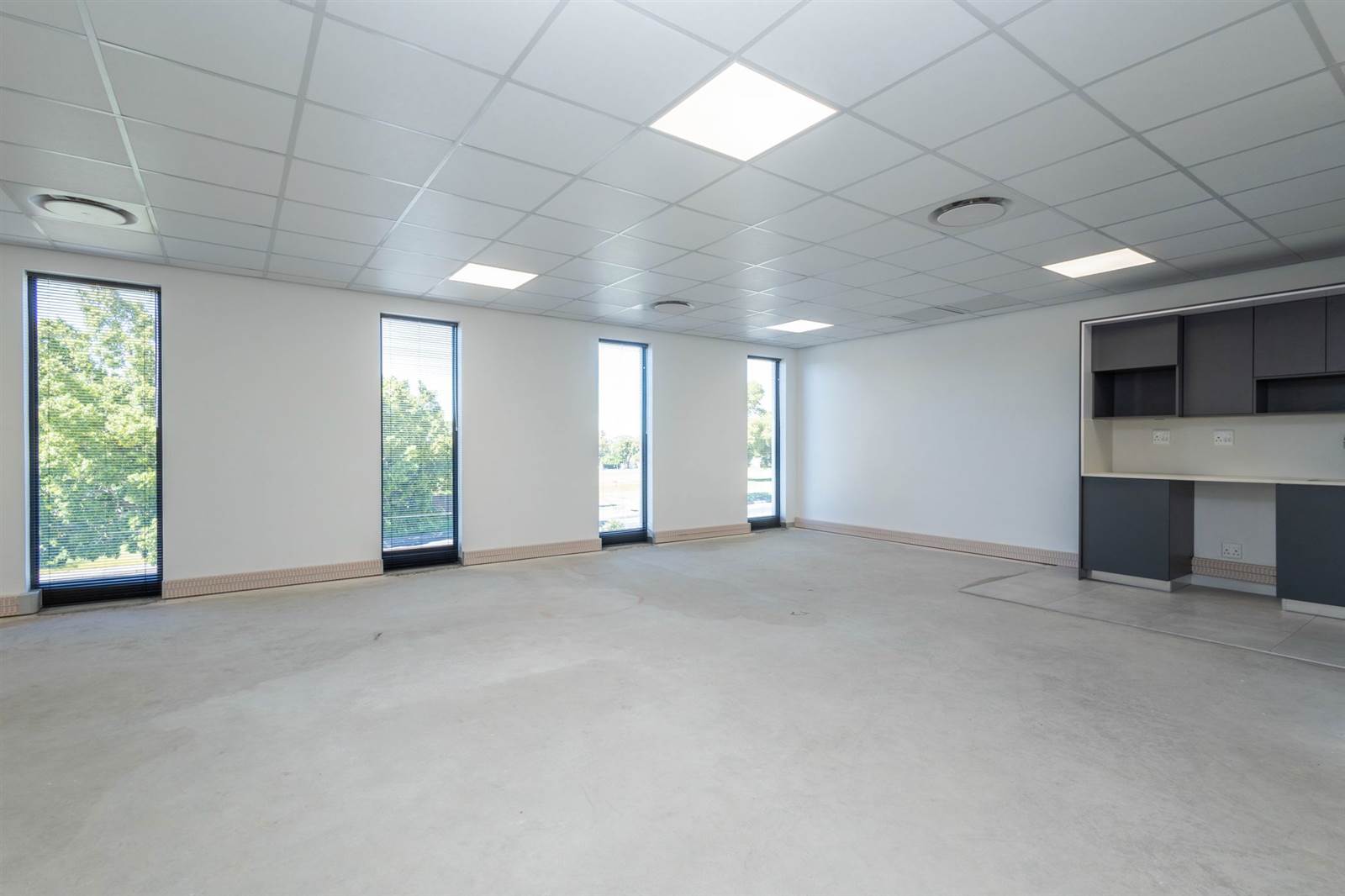 142  m² Commercial space in Wellway Park photo number 13