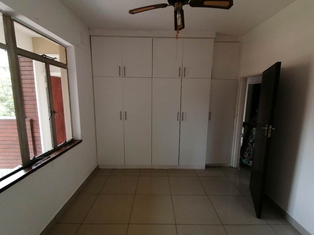 2 Bed Apartment in Scottsville photo number 3