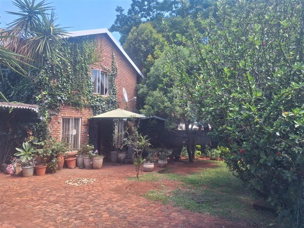 3 Bedroom House 3 Bedroom House