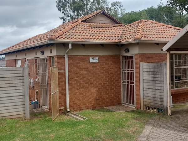 3 Bedroom House 3 Bedroom House