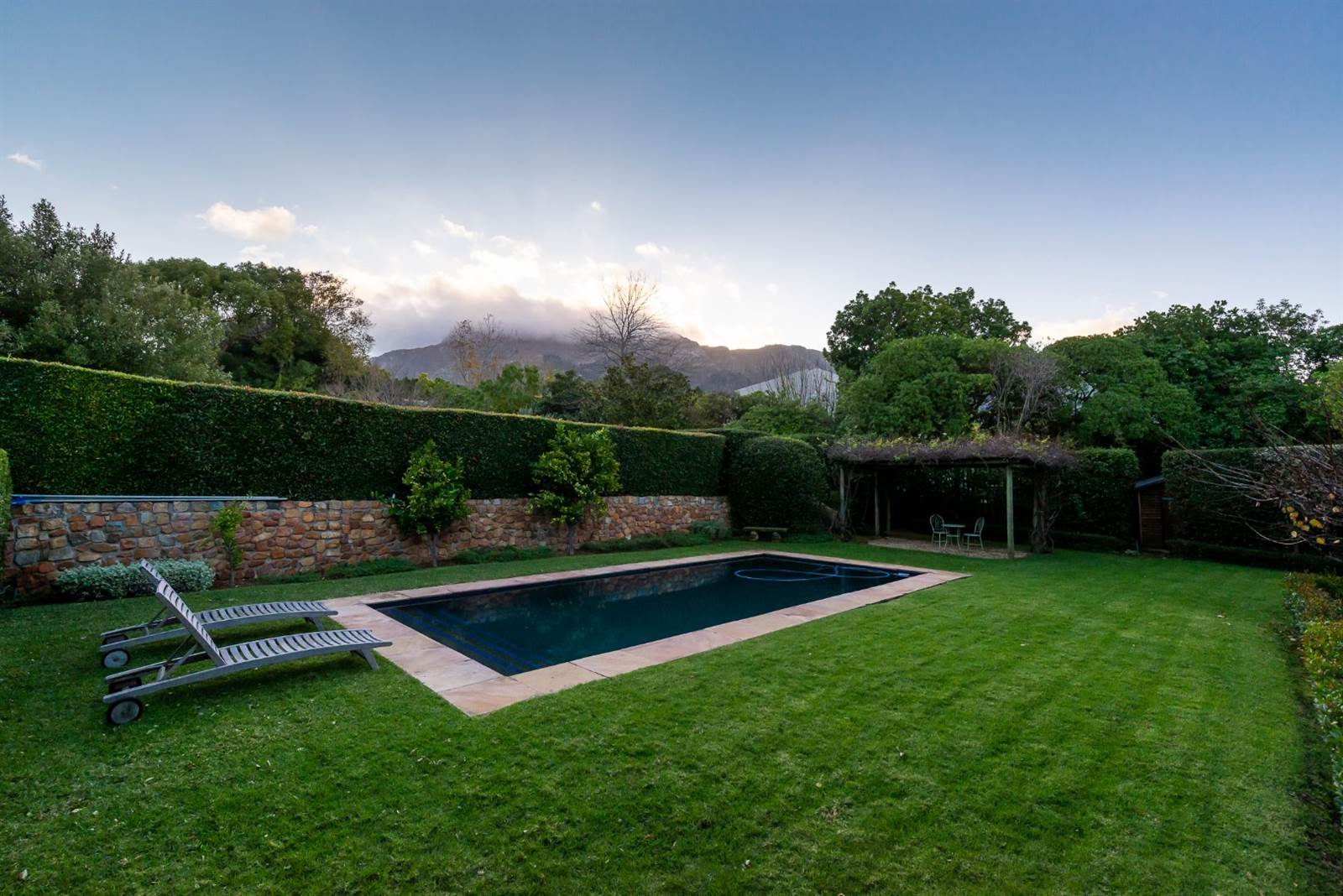 4 Bed House in Constantia photo number 27