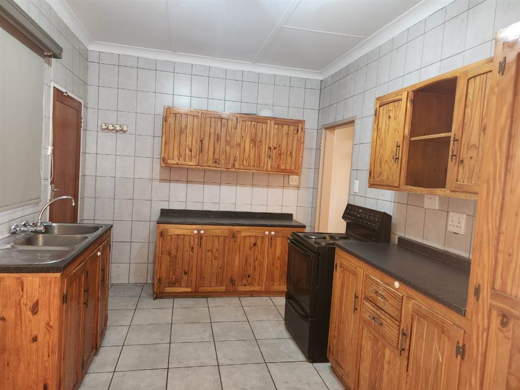 3 Bed House in Bo Dorp photo number 7