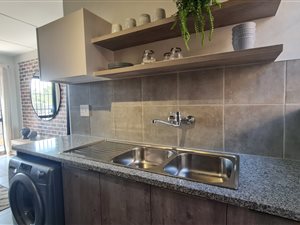 2 Bed Apartment in Karen Park
