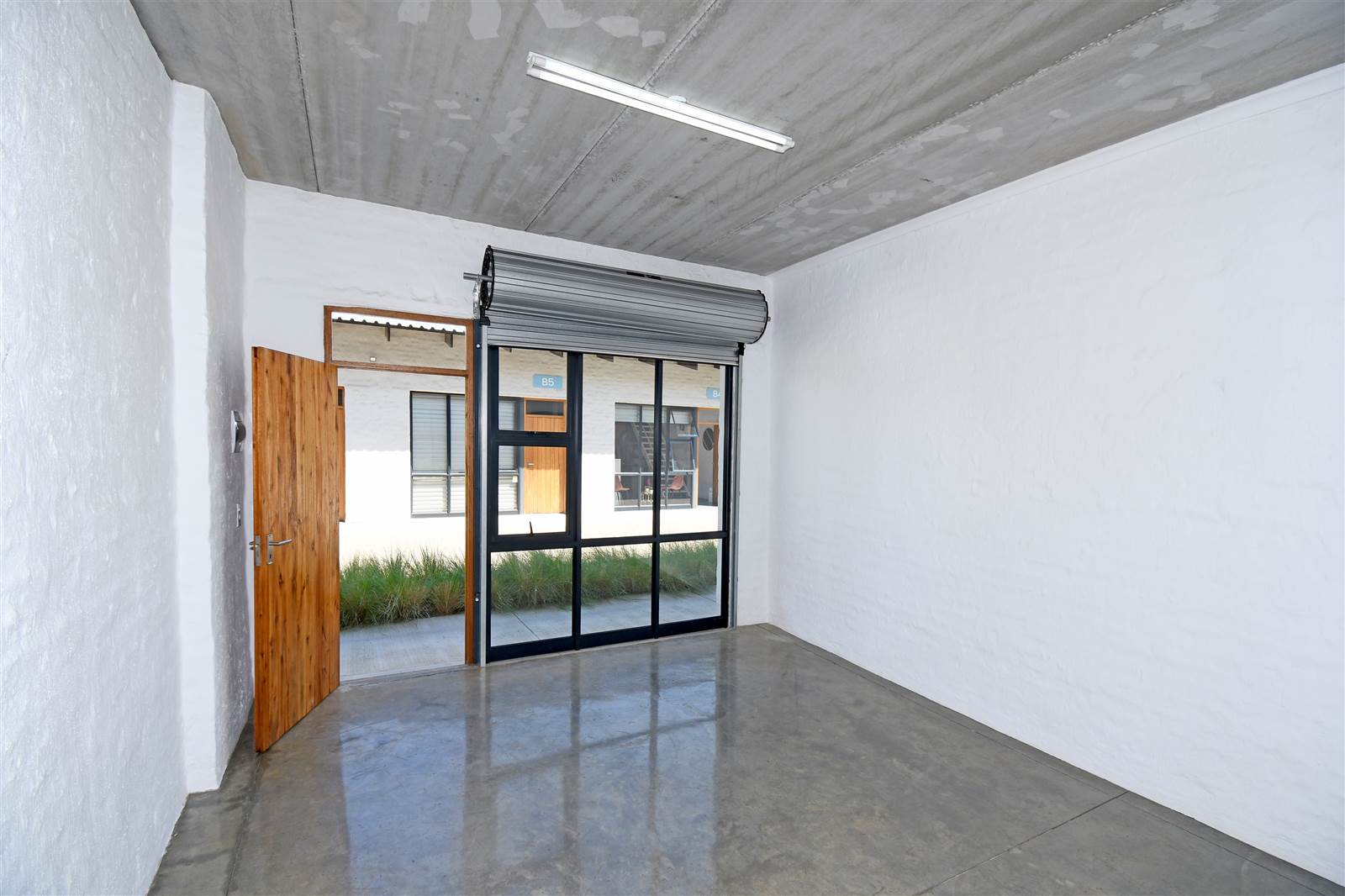 24  m² Commercial space in Kya Sands photo number 18
