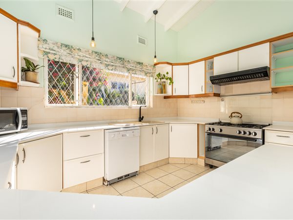 3 Bedroom House 3 Bedroom House