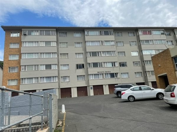1 Bed Apartment in Paarl Central West