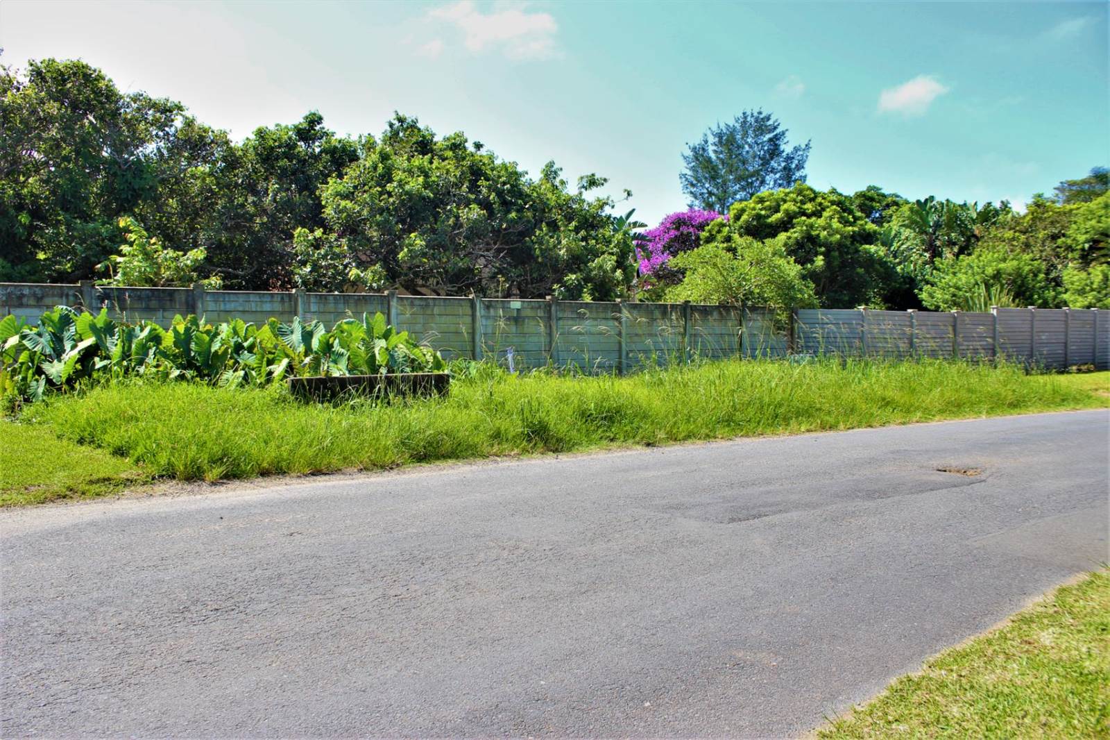 1024 m² Land available in Port Edward photo number 2