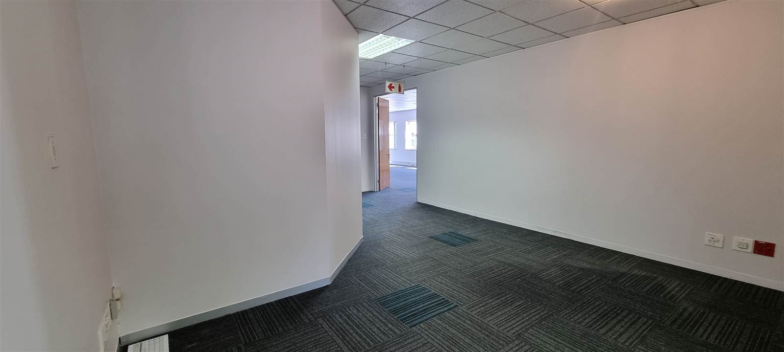 299  m² Commercial space in Ferndale photo number 8