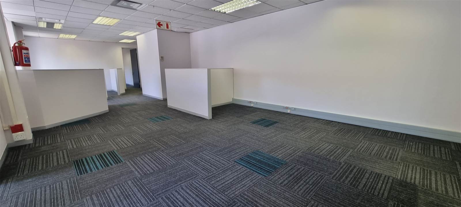 299  m² Commercial space in Ferndale photo number 30