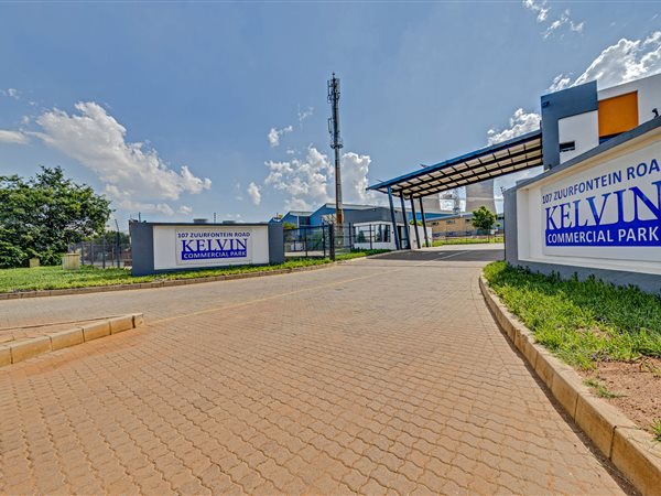 172  m² Commercial space in Spartan