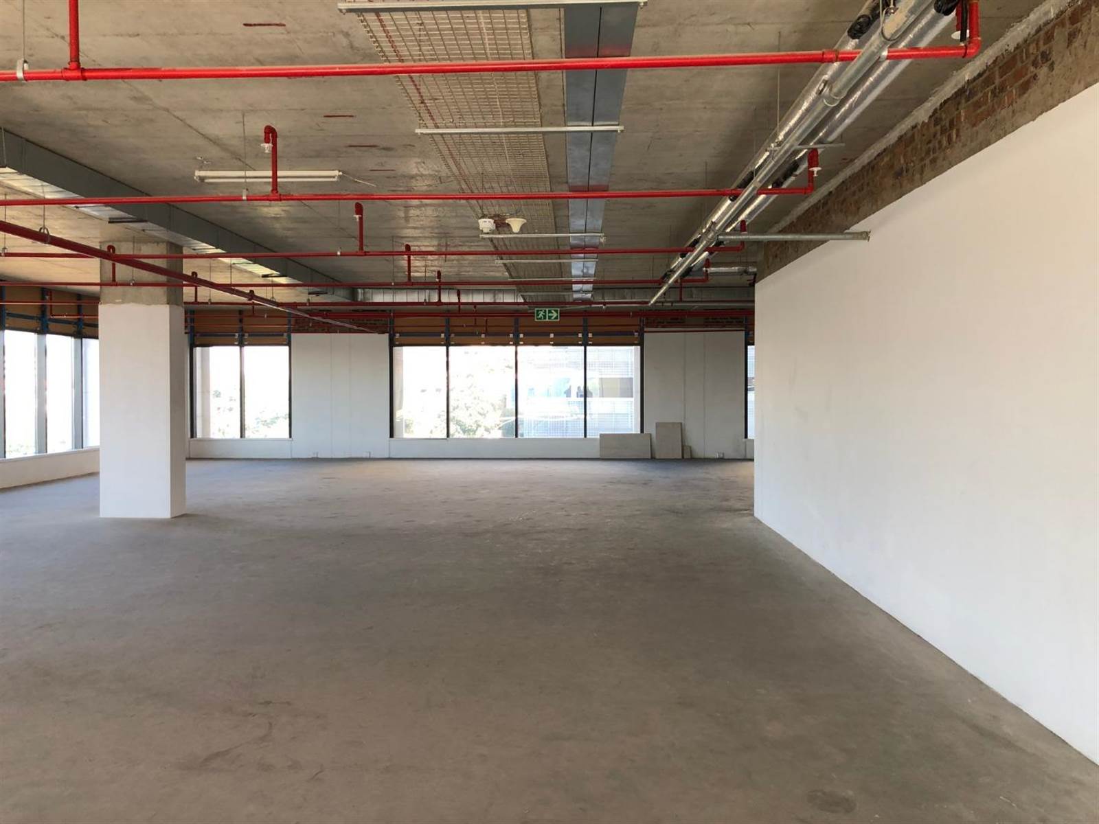 963  m² Commercial space in Craighall photo number 10