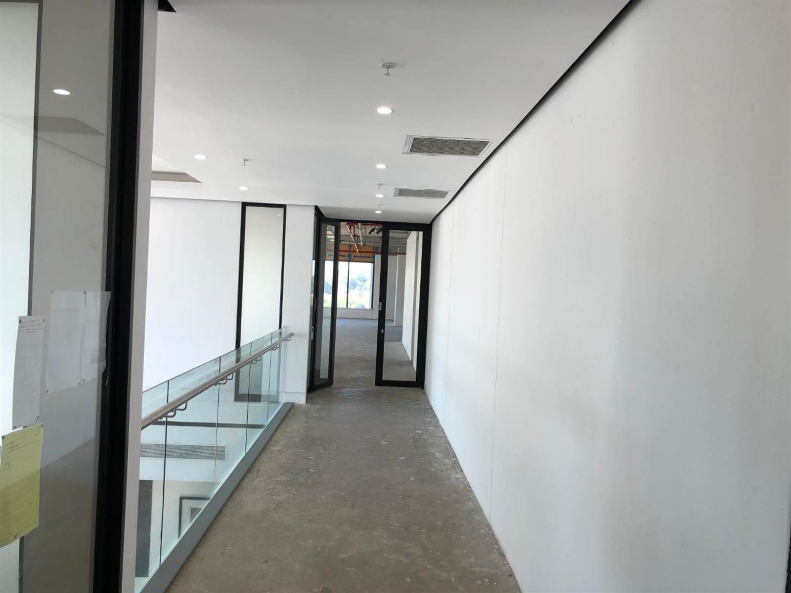 963  m² Commercial space in Craighall photo number 3