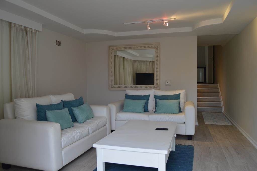 4 Bed House in Plettenberg Bay photo number 16