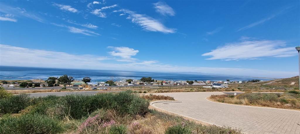 300 m² Land available in St Helena Views photo number 2