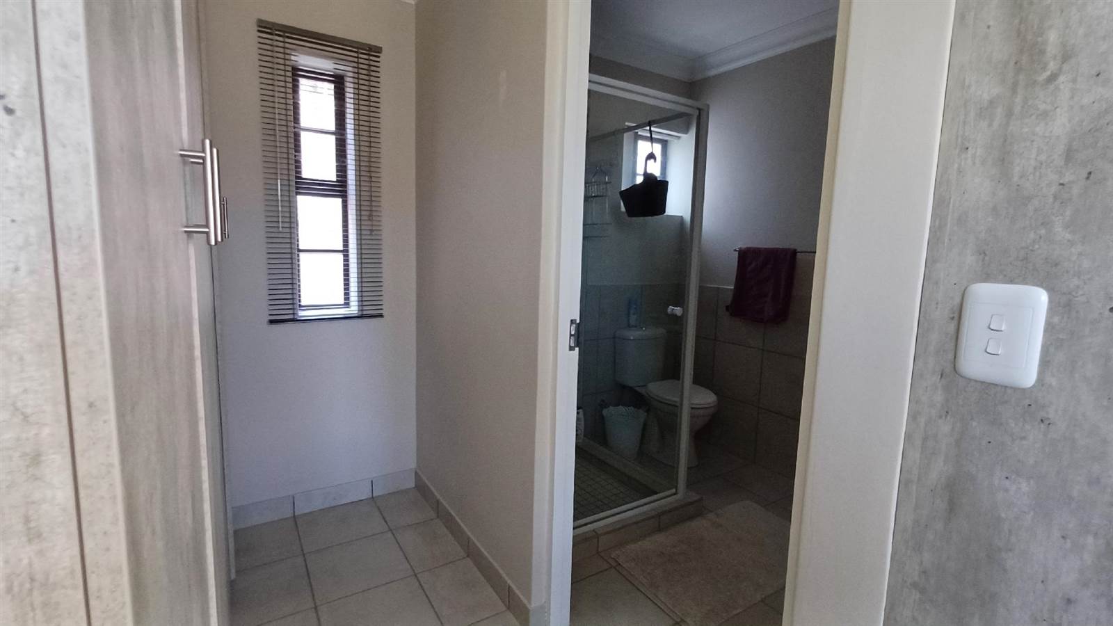 2 Bed Townhouse in Mossel Bay Central photo number 14