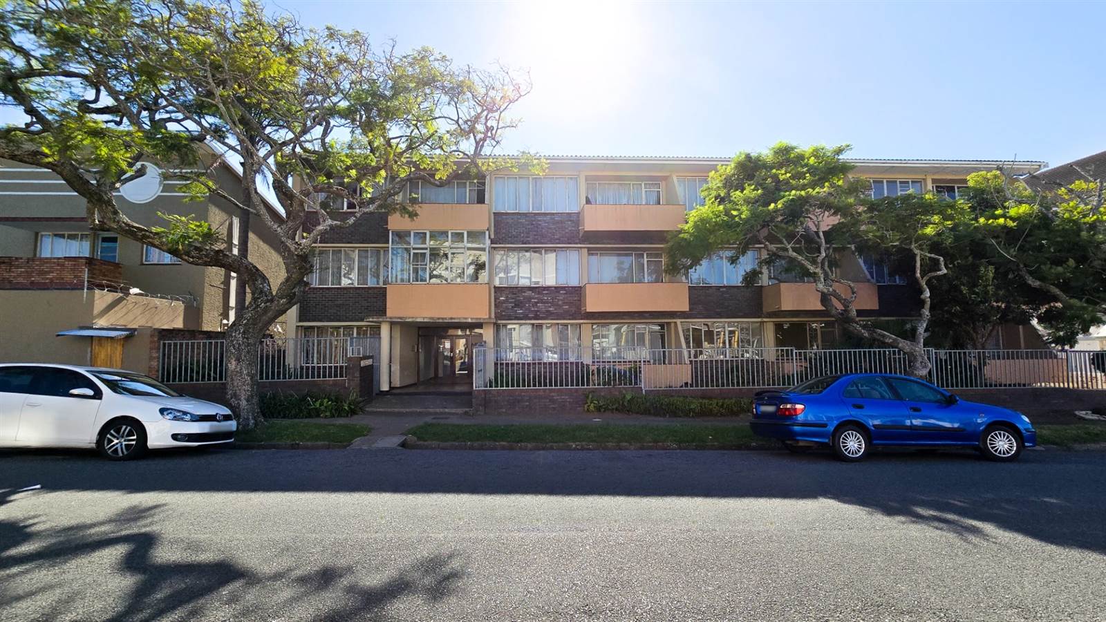 2 Bed Apartment in Southernwood photo number 1