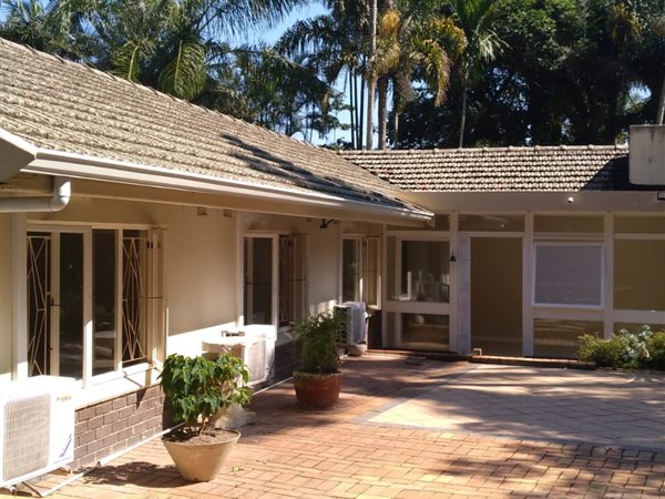 4 Bedroom House 4 Bedroom House