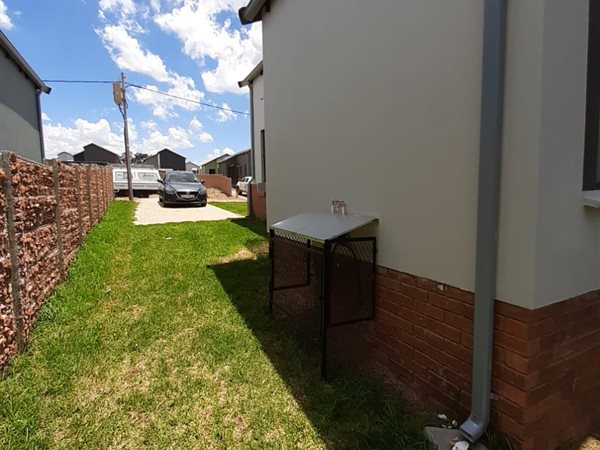 2 Bedroom House 2 Bedroom House