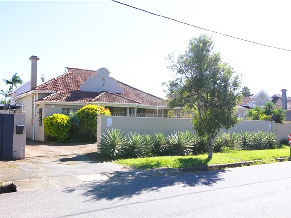 3 Bedroom House 3 Bedroom House