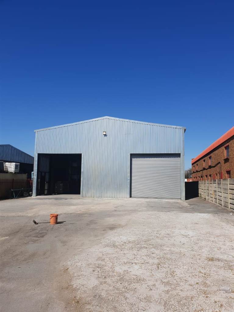 800  m² Industrial space in Alrode photo number 1