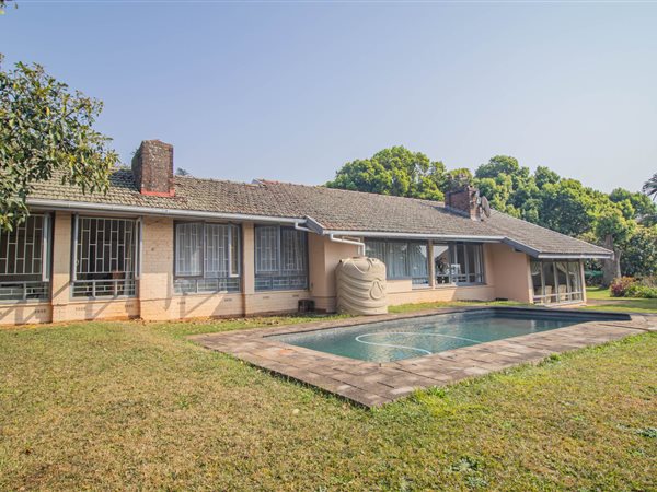 4 Bedroom House 4 Bedroom House