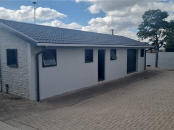 80 m² Office Space 80 m² Office Space