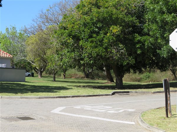 2 009 m² Land 2 009 m² Land