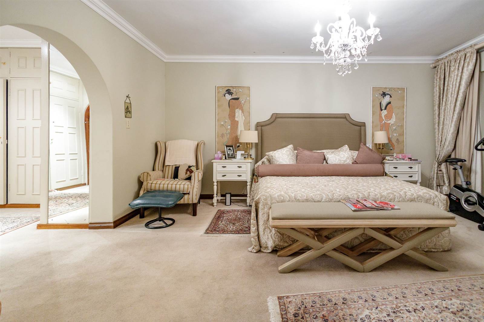 6 Bed House in Northcliff photo number 23
