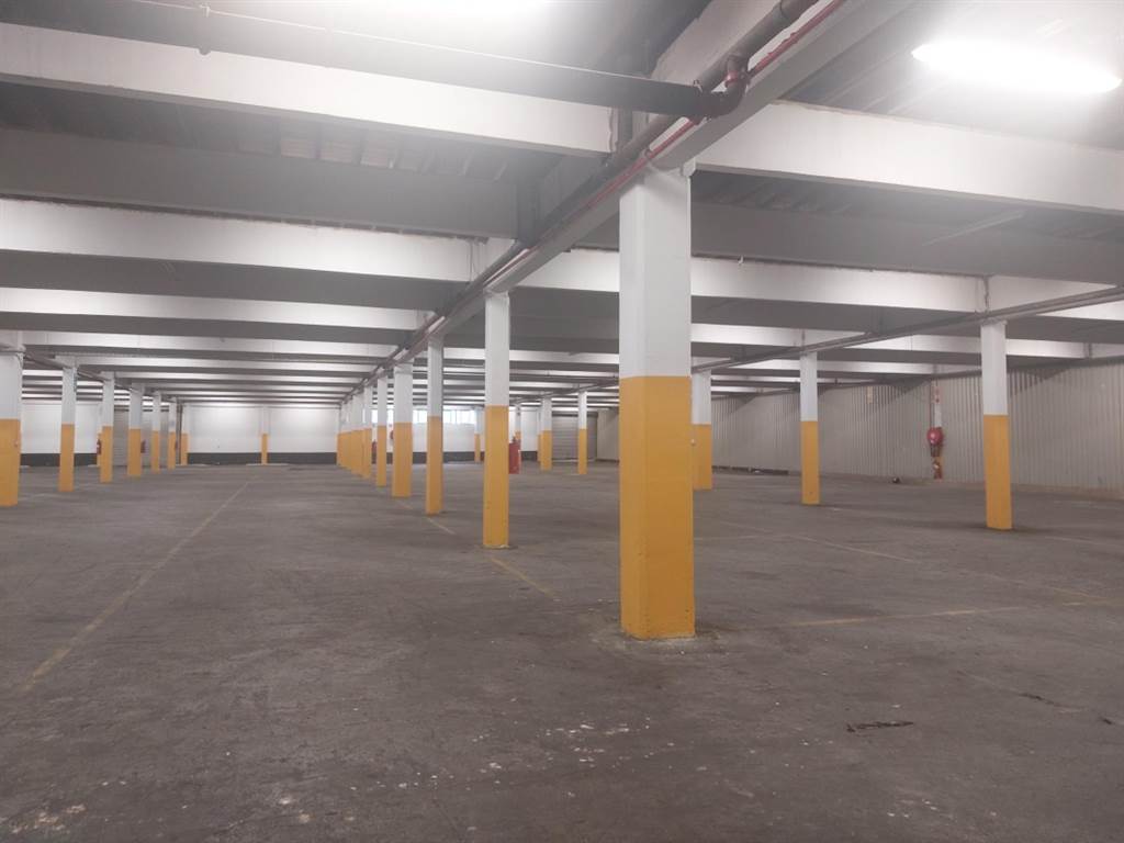 3500  m² Industrial space in Jacobs photo number 6
