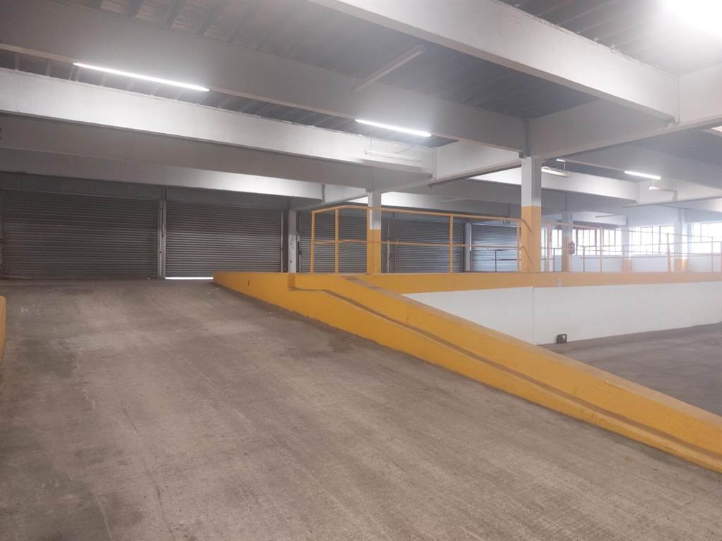 3500  m² Industrial space in Jacobs photo number 7
