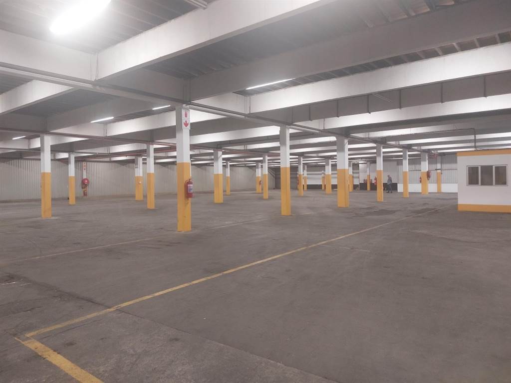 3500  m² Industrial space in Jacobs photo number 8